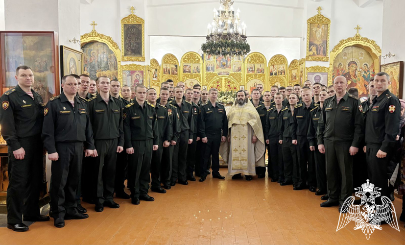 Военнослужащие Пермского военного института приняли участие в праздновании Крещения Господня