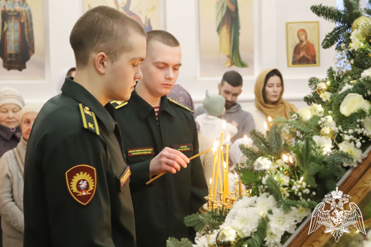 Военнослужащие Пермского военного института приняли участие в праздновании Крещения Господня