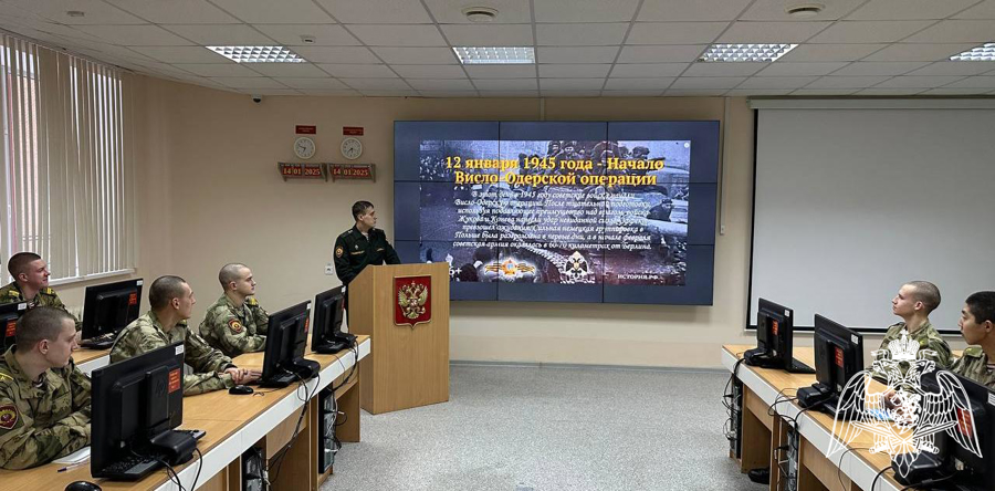С курсантами факультета (связи) проведено военно-политическое информирование, приуроченное к памятной дате в военной истории
