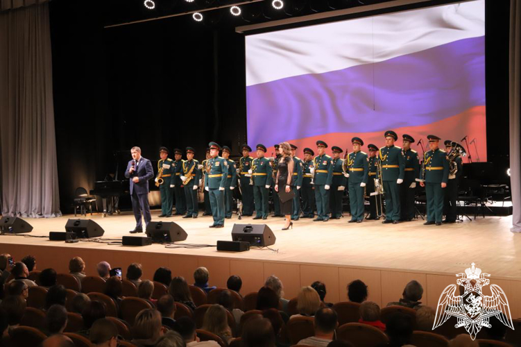 Военный оркестр Пермского военного института войск национальной гвардии Российской Федерации принял участие в праздничном концерте «Для СВОих»