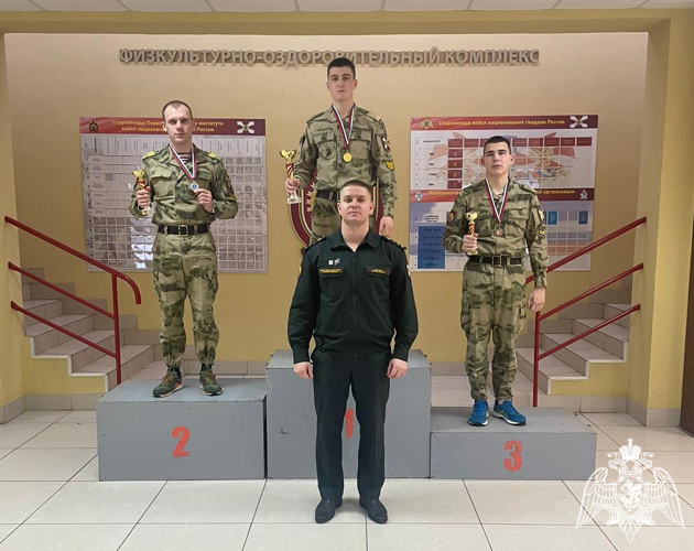 Военнослужащие Пермского военного института приняли участие в чемпионате военного института по военно-спортивному многоборью (зимнему офицерскому  троеборью)