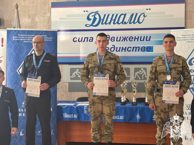 Военнослужащие Пермского военного института приняли участие в чемпионате ПКО ОГО ВФСО «Динамо» по стрельбе из боевого ручного стрелкового оружия