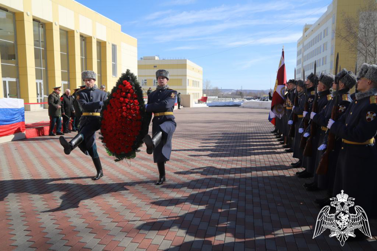 Для личного состава Пермского военного института проведен праздничный концерт, посвященный Дню войск национальной гвардии Российской Федерации