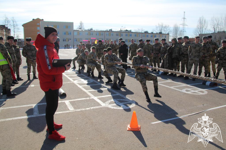 Военнослужащие Пермского военного института приняли участие в празднике, посвященном Дню войск национальной гвардии Российской Федерации