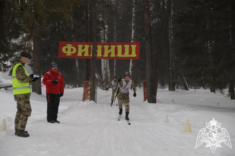 В Пермском военном институте прошла лыжная эстафета, посвящённая памяти капитана В.Т. Халуторных и военнослужащих, погибших при исполнении воинского долга