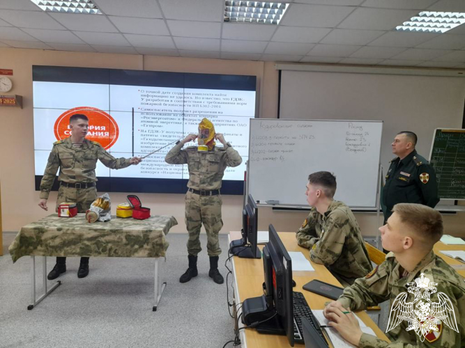 В Пермском военном институте на кафедре связи факультета (связи) проведено открытое занятие