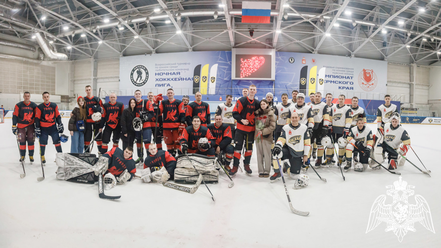 Команда военного института по хоккею с шайбой провела победную игру чемпионата Офицерской хоккейной лиги в Пермском крае сезона 2024–2025 года