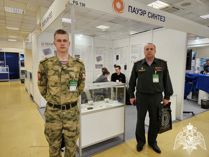 Курсанты факультета (связи) посетили XIX Международную специализированную выставку лазерной, оптической и оптоэлектронной техники «Фотоника. Мир лазеров и оптики-2025»