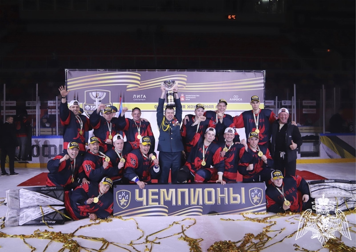 Команда военного института по хоккею с шайбой стала чемпионом Офицерской хоккейной лиги в Пермском крае сезона 2024–2025 года