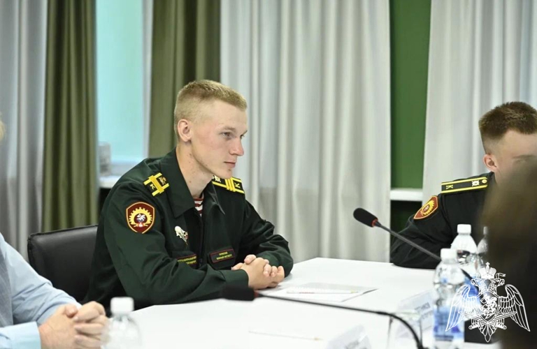 Губернатор Пермского края встретился с командой студентов-призеров Х Интеллектуальной олимпиады Приволжского федерального округа