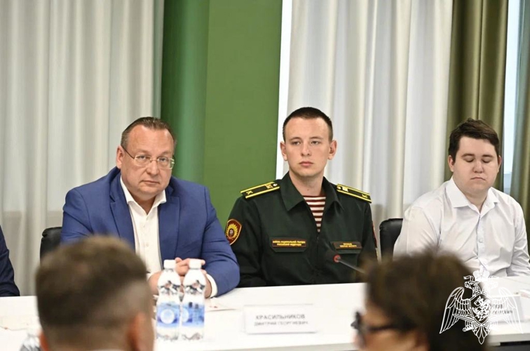 Губернатор Пермского края встретился с командой студентов-призеров Х Интеллектуальной олимпиады Приволжского федерального округа