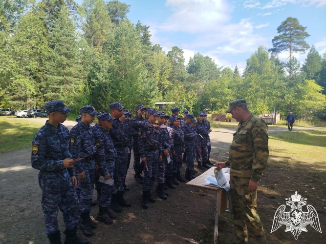 Военнослужащие факультета (связи) провели агитационно-пропагандистскую работу с воспитанниками Пермского президентского кадетского училища имени Героя России Ф. Кузьмина