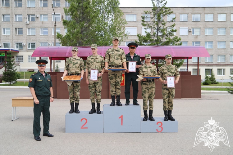 В Пермском военном институте состоялся спортивный праздник, посвящённый «Дню физкультурника»