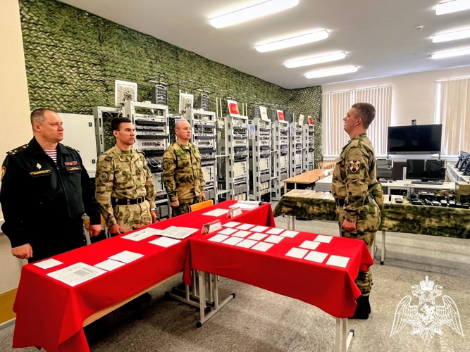 Курсанты первого курса Пермского военного института завершили обучение по программе общевойсковой подготовки