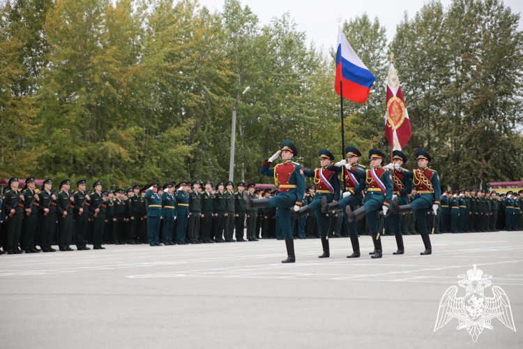 Курсанты Пермского военного института Росгвардии приняли военную присягу