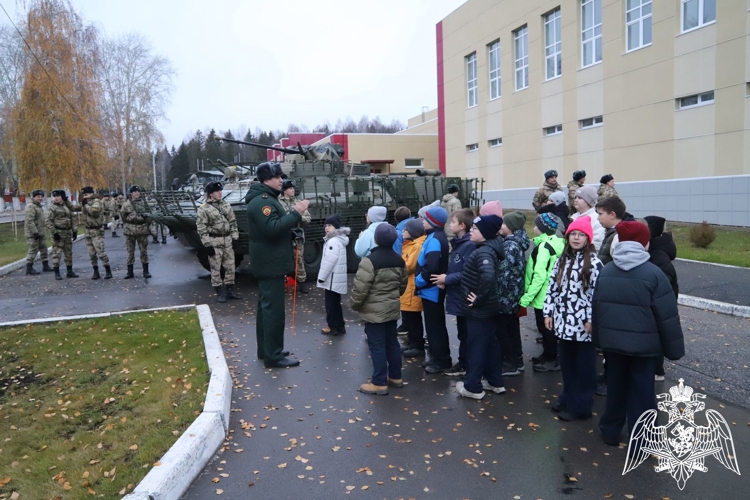 Учащиеся гимназии № 3 посетили Пермский военный институт