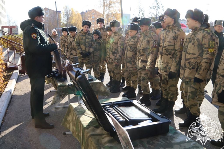 Пермский военный институт Росгвардии посетили кадеты Московского президентского кадетского училища имени М.А. Шолохова войск национальной гвардии Российской Федерации