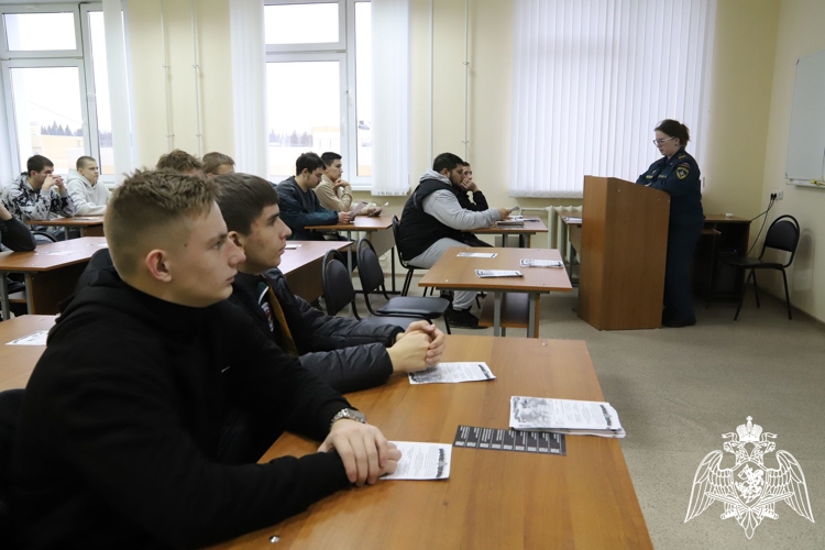 В Пермском военном институте проведен День призывника «Наша слава – Российская держава»