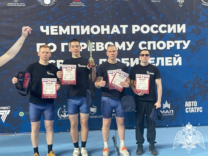 Военнослужащие Пермского военного института принимали участие в ХVII межрегиональном фестивале гиревого спорта
