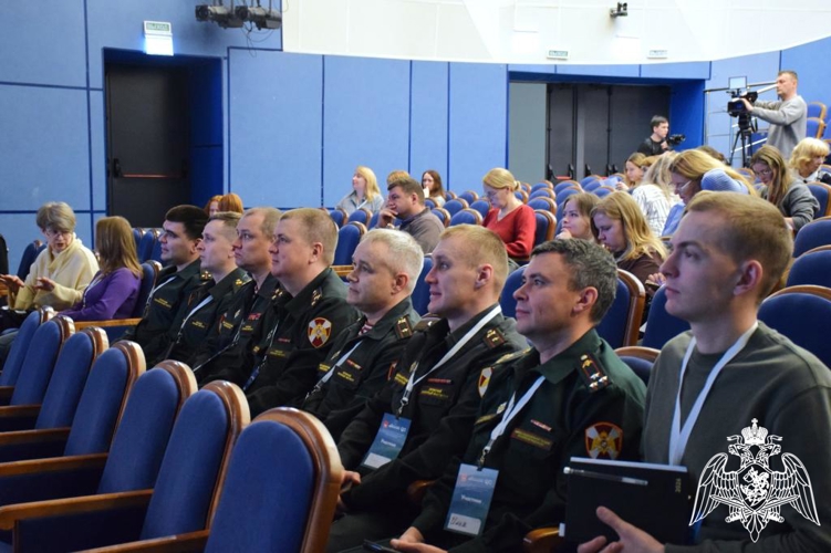 Военнослужащие Пермского военного института Росгвардии приняли участие в семинаре-тренинге по созданию единой системы по профилактике употребления психоактивных веществ среди молодежи