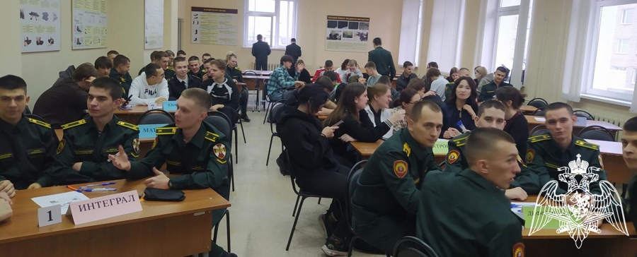 В Пермском военном институте состоялась историко-математическая олимпиада «По Пермскому краю с царицей наук»