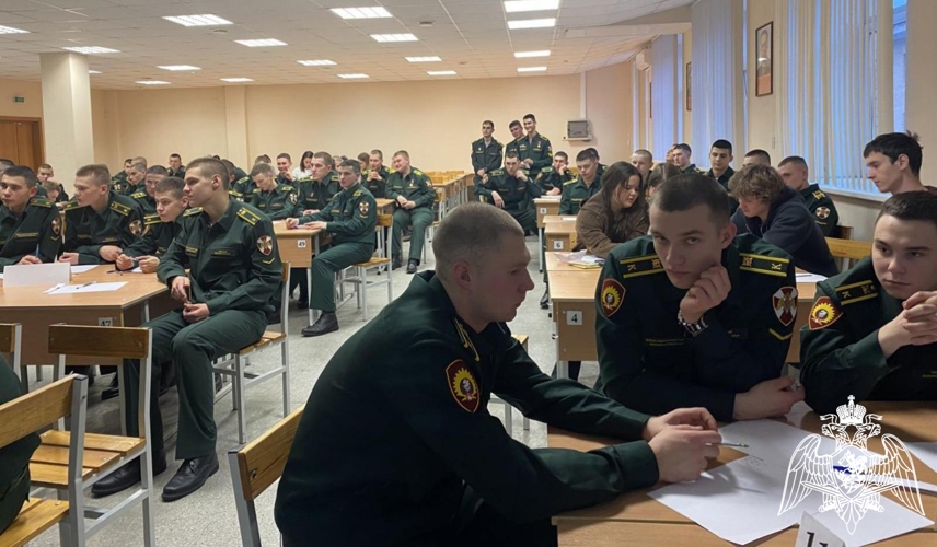 В Пермском военном институте состоялась межвузовская историко-математическая олимпиада «История песен Великой Отечественной войны в математических задачах»