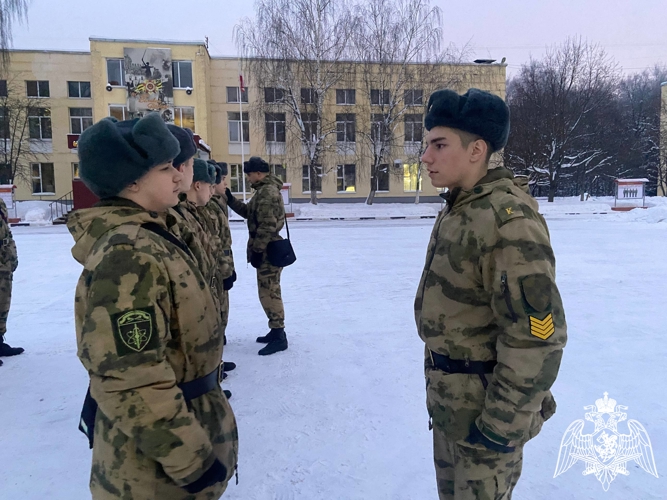 На факультете (связи) с курсантами выпускного курса проводится выездная производственная (преддипломная) практика