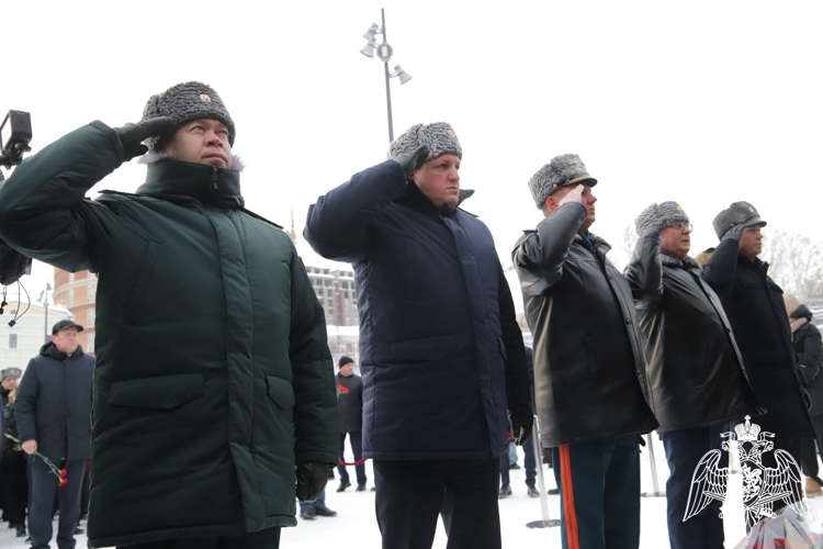 Военнослужащие Пермского военного института Росгвардии почтили память погибших защитников Ленинграда
