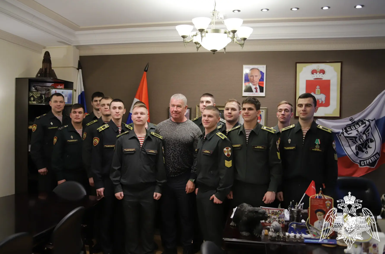 Курсанты Пермского военного института Росгвардии с экскурсией посетили Законодательное Собрание Пермского края