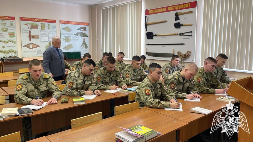 В Пермском военном институте проведены практические занятия в формате видео-конференц-связи с представителями Приволжского ордена Жукова округа
