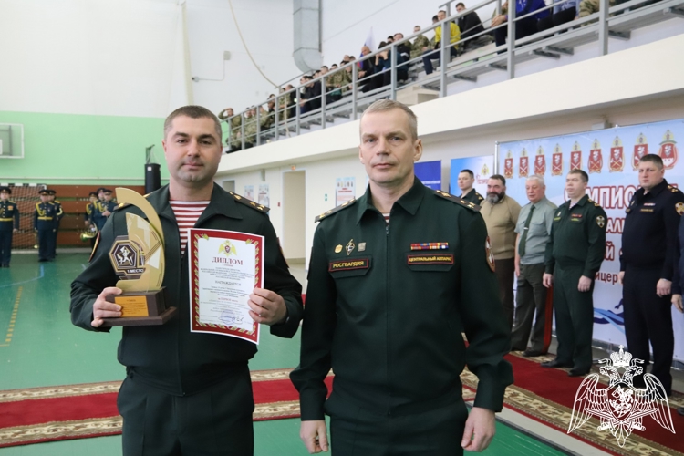 В Перми, на базе Пермского военного института Росгвардии прошел чемпионат войск национальной гвардии Российской Федерации по военно-спортивному многоборью (зимнему офицерскому троеборью)