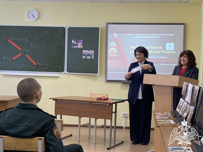 Уметь сказать так, чтобы тебя услышали: в Пермском военном институте подвели итоги конкурса мастерства агитационной речи на английском языке