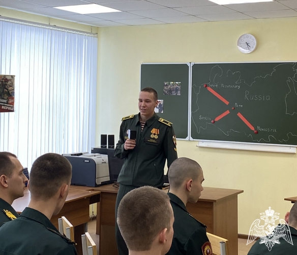 Уметь сказать так, чтобы тебя услышали: в Пермском военном институте подвели итоги конкурса мастерства агитационной речи на английском языке