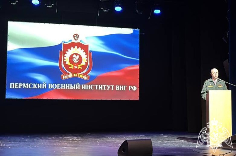 Военнослужащие Пермского военного института  приняли участие в патриотической акции «Один день с Росгвардией»