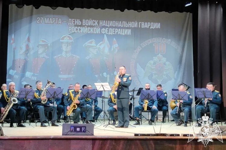 В концертном зале «Сылва» состоялся тематический концерт, посвященный 10-летию со дня образования войск национальной гвардии и 215-й годовщине войск правопорядка