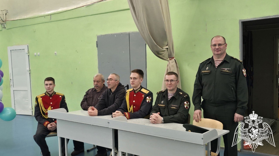 Офицеры факультета (связи и автоматизированного управления войсками) провели профориентационные мероприятия с учащимися средних образовательных школ города Перми