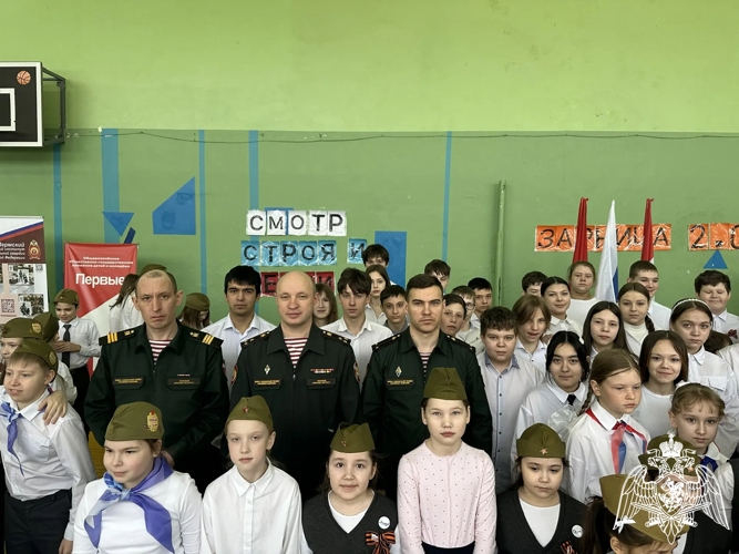 Офицеры факультета (связи и автоматизированного управления войсками) провели профориентационные мероприятия с учащимися средних образовательных школ города Перми