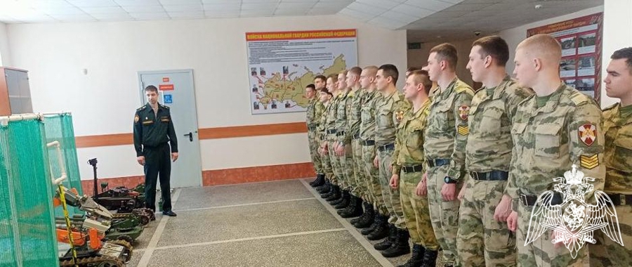 Преподавателями кафедры инженерного обеспечения служебно-боевой деятельности факультета (инженерного обеспечения) проведены практические занятия по теме «Робототехнические комплексы»