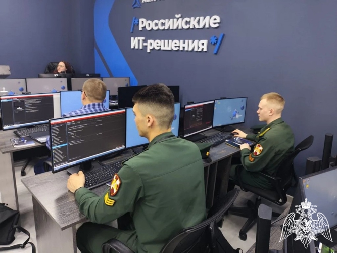 Курсанты факультета (связи и автоматизированного управления войсками) приняли участие во Всероссийских соревнованиях по информационной безопасности «КиберНСК 2026»