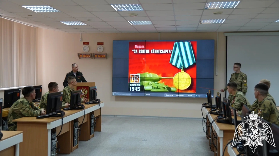 На факультете (связи и автоматизированного управления войсками) проведено военно-политическое информирование
