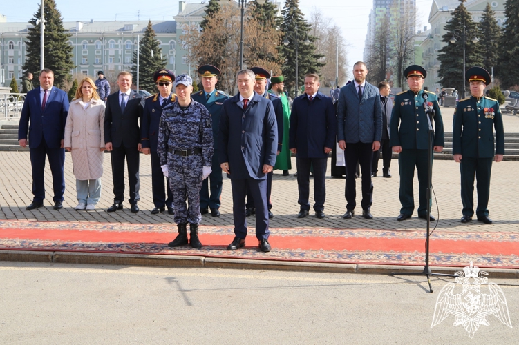 Военнослужащие Пермского военного института  приняли участие в торжественных мероприятиях, посвященных 10-летию со дня образования Федеральной службы войск национальной гвардии Российской Федерации и 215-й годовщине со дня образования войск правопорядка