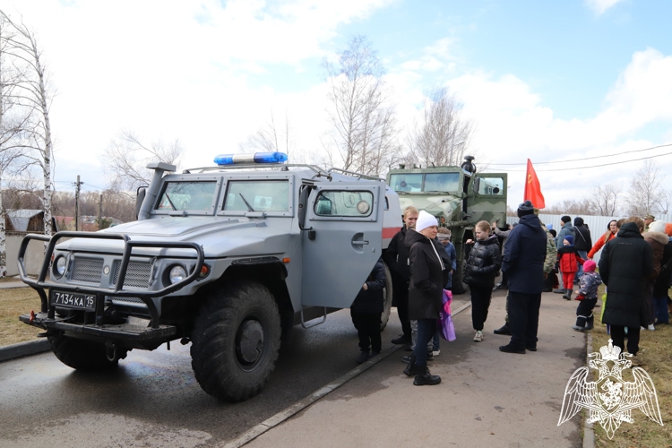 Личный состав Пермского военного института приняли участие в праздничном мероприятии «Салют, Победа!»