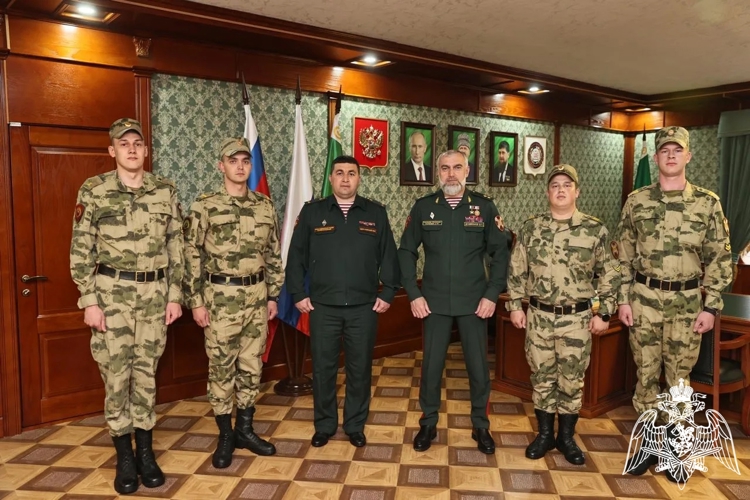 Начальник Управления Росгвардии по Чеченской Республике провел встречу с курсантами Пермского военного института