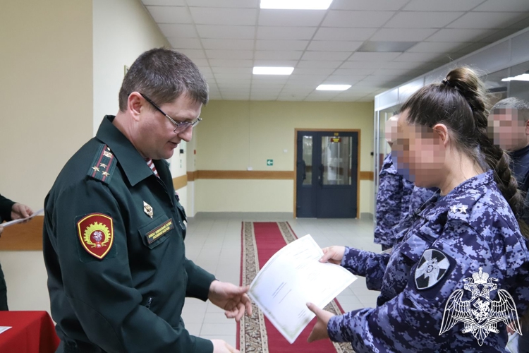 В Пермском военном институте слушатели курсов дополнительной профессиональной программы повышения квалификации прошли обучение и успешно сдали итоговый экзамен