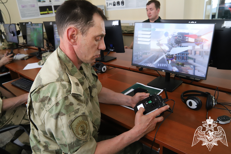 В период с 19 мая по 5 июня 2026 года на базе Пермского военного института стартовала масштабная программа профессиональной переподготовки специалистов по беспилотным авиационным системам