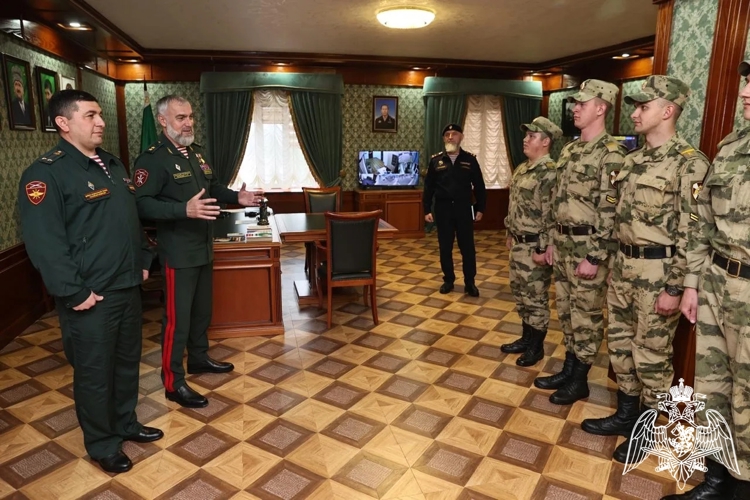 Начальник Управления Росгвардии по Чеченской Республике провел встречу с курсантами Пермского военного института