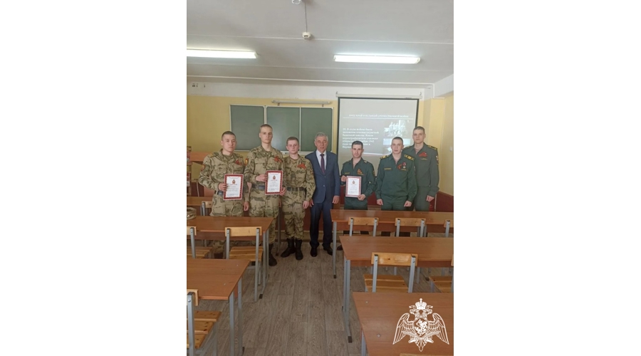 На кафедре военной педагогики и психологии факультета (подготовки кадров высшей квалификации и дополнительного профессионального образования) проведена олимпиада по истории «Мы чтим историю страны своей, гордимся подвигом ее народа!»