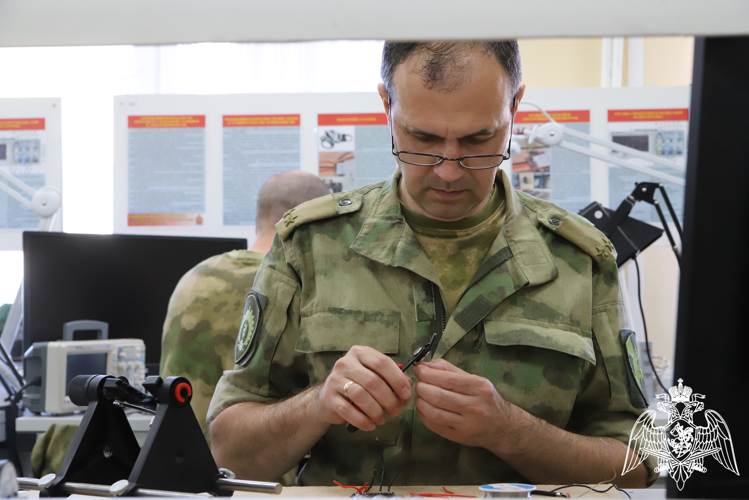 В период с 19 мая по 5 июня 2026 года на базе Пермского военного института стартовала масштабная программа профессиональной переподготовки специалистов по беспилотным авиационным системам