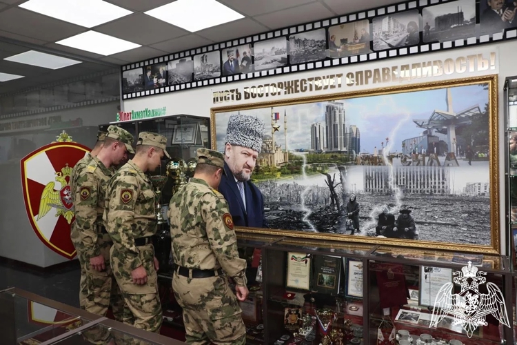 Начальник Управления Росгвардии по Чеченской Республике провел встречу с курсантами Пермского военного института