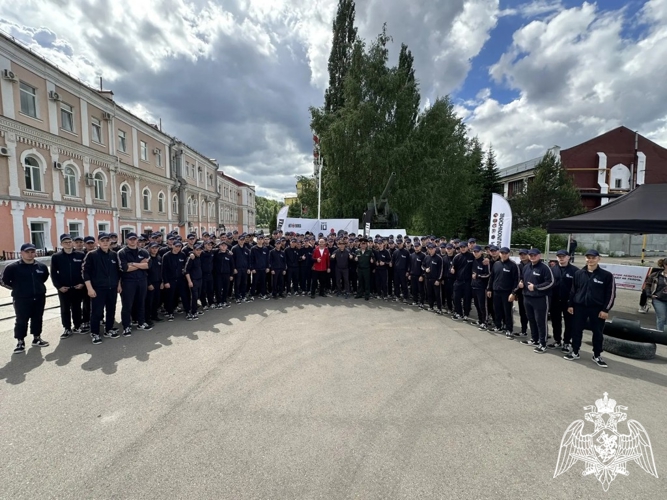 Военнослужащие Пермского военного института приняли участие в спортивных мероприятиях «Ударная десятка»
